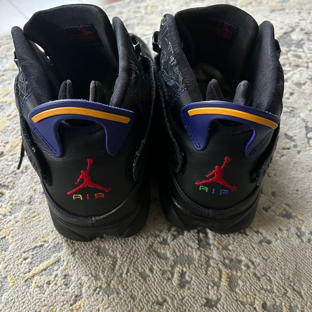 Nike Air Jordan - The Six Championships Edition, Size 13 - Picture 9 of 10